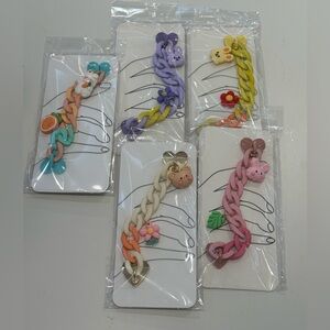 NEW phone Bracelet/Wrist strap- plastic chain link w/ charm